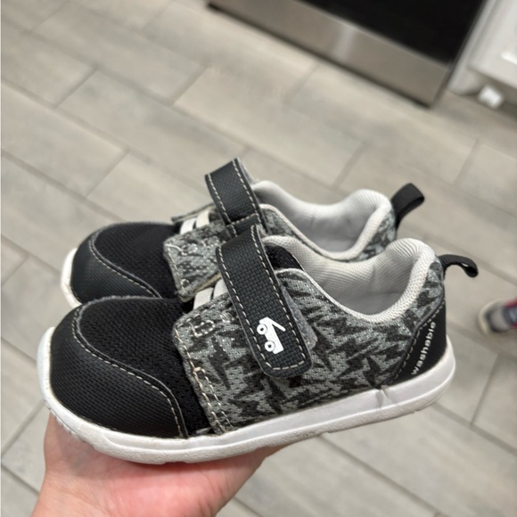 See Kai Run Stryker Lace Sneakers Size 8 - Picture 3 of 7